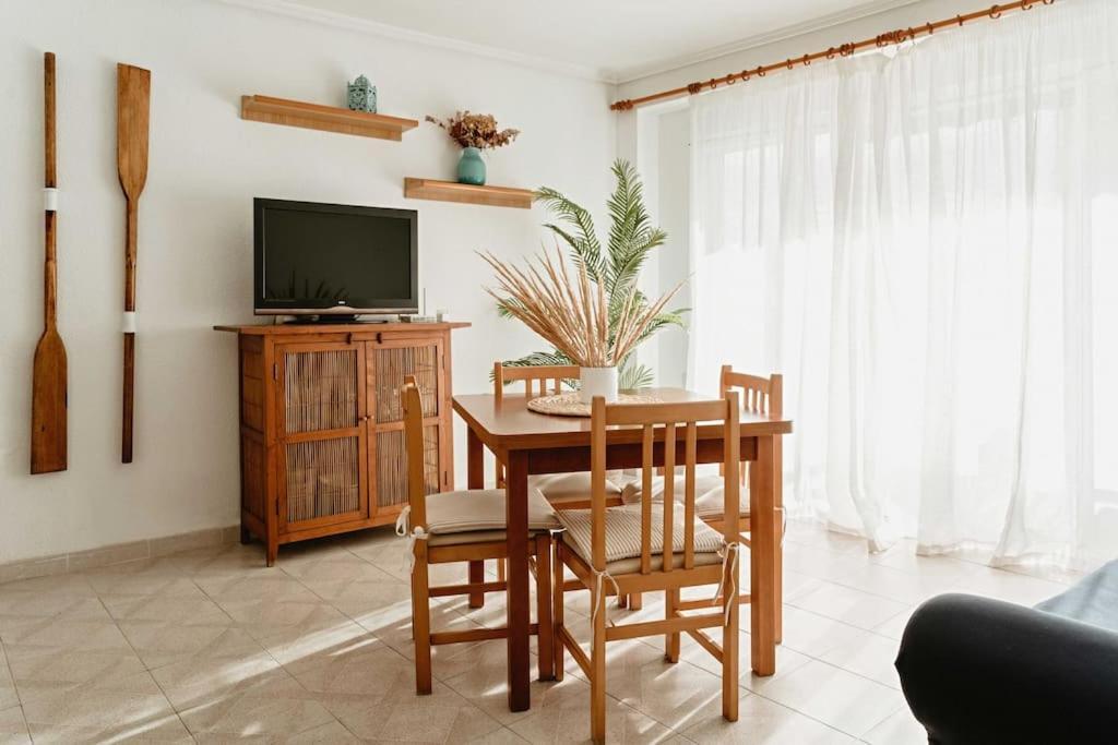 Apartamento Frente Al Mar, Familiar Y Acogedor. Santa Pola Luaran gambar